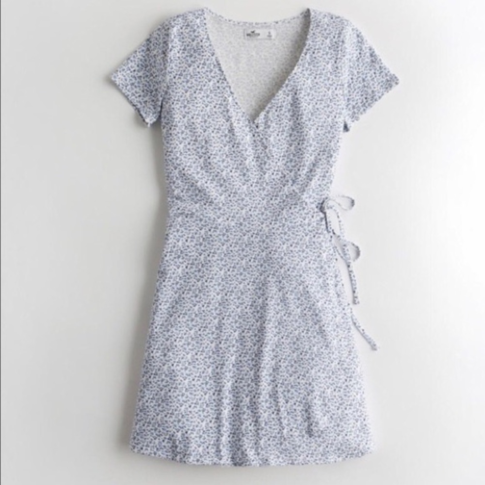 Hollister Blue and White Floral Wrap Dress